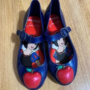 Snow White Mini Melissa